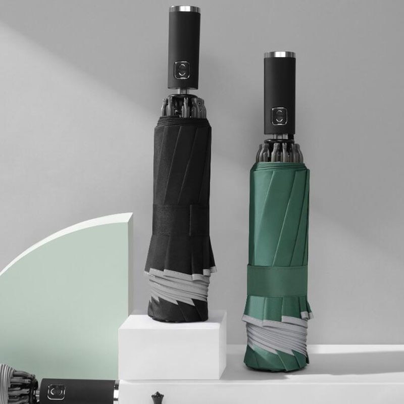 Omvänt Paraply – en smart lösning för regniga dagar som håller ordning i din vardag och bil.